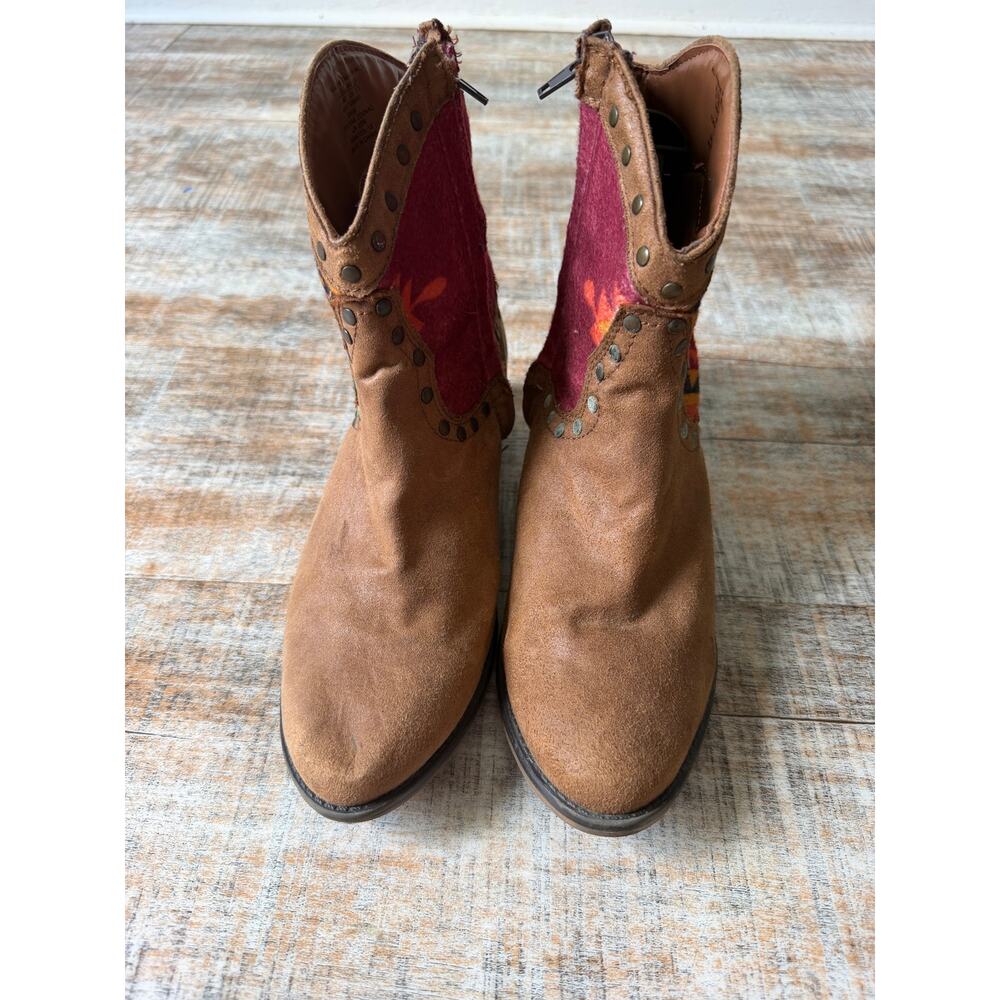 Southwestern Boho Faux Suede Cowboy Boots Ankle Boots Aztec Panels Western Sz 8 - Picture 2 of 13
